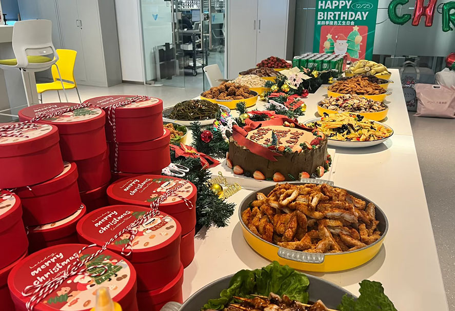 Haozhifeng viert de kerstsfeer