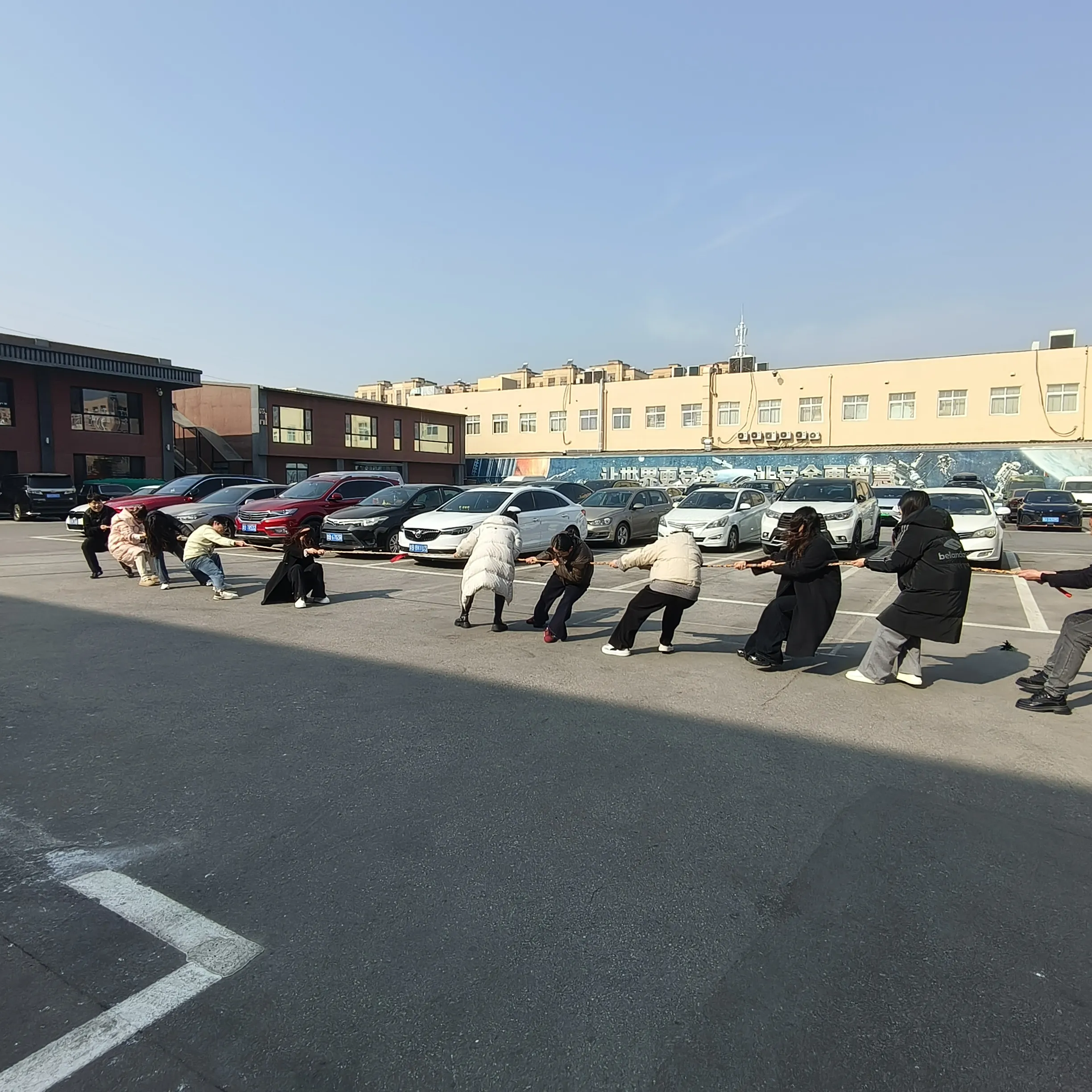 Haozhifeng organiseert teambuildingactiviteiten