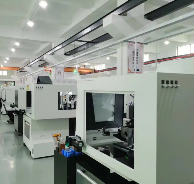 Haozhifeng Machinery's Al6061 CNC-bewerkingsonderdelen worden in bulk verzonden naar de Europese markt voor hoogwaardige apparatuur